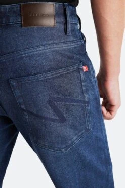 Jeans Moto Pando Moto Arnie Slim Blu 6 Jeans Moto Pando Moto Arnie Slim Blu -Vendite LEATT 0b27945be64a4f4b982dce1c79d20ca9 2 PIA 311482 0 30