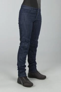 Jeans Donna Dainese Amelia Slim Denim Scuro -Vendite LEATT 0b9c515f0382300d49a3997ec10e4d44fe5b9f8d 1 202755126 Y17 30 cze 26 2018 11