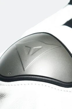 Giacca Moto Dainese Sportiva Nero-Bianco -Vendite LEATT 0d7d3b97f17443f9bea06463871b4faa 2 PIA 261949 0 50