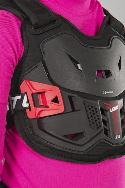 Pettorina Bambino Leatt 2.5 110-134cm Nero-Rosso 6 Pettorina Bambino Leatt 2.5 110-134cm Nero-Rosso - immagine 6