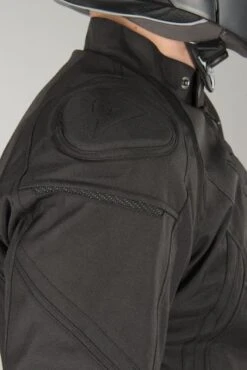 Giacca Dainese Avro D2 Nero 29 Giacca Dainese Avro D2 Nero -Vendite LEATT 18458bbedd4b33ff39a5c29a41a45c0f372336c9 1 201735190 691 52 cze272018 10