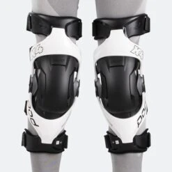 Ginocchiera Destra POD K4 2.0 Nera-Bianca -Vendite LEATT 1962293593ecb334f5810e11a4d48abe3a25cf9a 1 PIA 48346 8 120 1