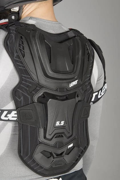 Pettorina Leatt 5.5 Pro Nero 10 Pettorina Leatt 5.5 Pro Nero - immagine 10