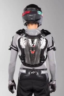 Giacca Protettiva Polisport XP1 Nera -Vendite LEATT 28bf6cf88ee5d6f35ff2526879b63346d1a03f86 1 PIA 102138 1 30