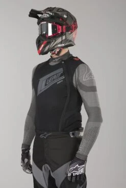 Gilet Paraschiena Leatt 3DF Nero 15 Gilet Paraschiena Leatt 3DF Nero -Vendite LEATT 2a6c9f77f393f2630b803452ca3bef07f1d70241 1 PIA 15665 1 30