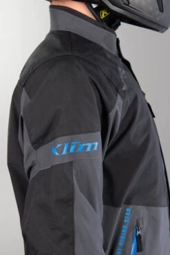 Giacca Klim Traverse Nero-Blu 25 Giacca Klim Traverse Nero-Blu -Vendite LEATT 2ab033553922f8addefa008c473db609194e44f2 1 Pia 176974 1 140
