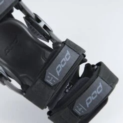 Ginocchiera Sinistra Bambino POD K4 2.0 Nera -Vendite LEATT 2b0444a5015f35d60168e1edb0e2860940a9f89d 3 PIA 48331 0 60