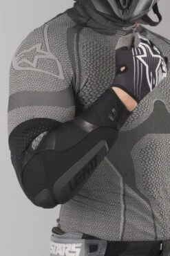 Gomitiere Leatt 3DF 6.0 Nero -Vendite LEATT 2d0d8ffdada79a76d6f54a5afdfb43bfd3bf10aa 1 PIA 15749 2 02