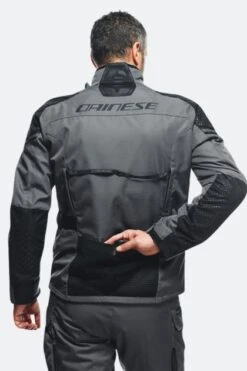 Giacca Moto Dainese Ladakh 3L D-Dry Iron Gate Nera -Vendite LEATT 3127907f2b084eee90e358f269f67dc5 2 PIA 298609 0 40