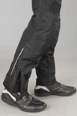 Pantaloni Richa Denver Corti Nero 21 Pantaloni Richa Denver Corti Nero -Vendite LEATT 42a9aa9801558b096cb69d5a7ddef5737d41c005 1 7DVS100100L sie202018 12