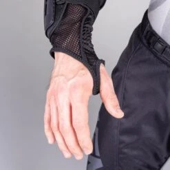 Giacca Protettiva + Ginocchiere Raven -Vendite LEATT 46f48ab9c3ac464bba88c89a3a91a16a9e9e39c1 1 PIA 155778 1 260