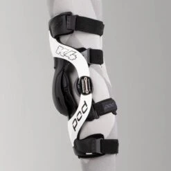 Ginocchiere POD K4 2.0 Bianco-Nero 13 Ginocchiere POD K4 2.0 Bianco-Nero -Vendite LEATT 480d9a5206f0fd3b94a032b736d96232366216b0 1 PIA 48343 8 20 1