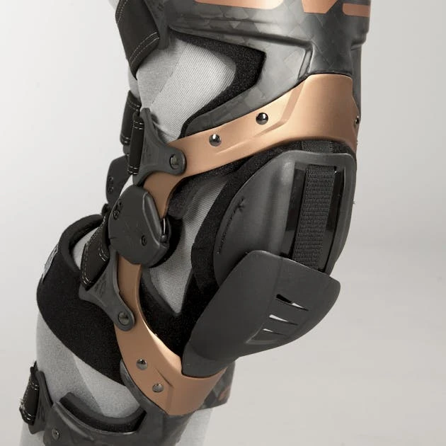 Ginocchiere EVS Axis Pro 5 Ginocchiere EVS Axis Pro - immagine 5