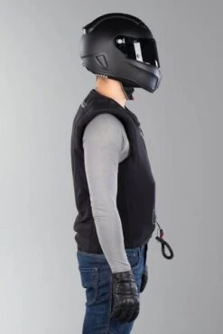 Gilet Airbag Bering C-Protect Air -Vendite LEATT 4f9c05c052f8ccf8be0850968039e4788af840e5 1 ABC010M01 1 70