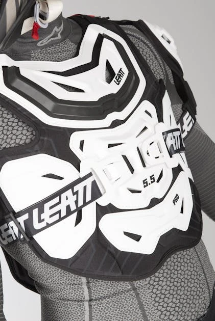 Pettorina Leatt 5.5 Bianca 6 Pettorina Leatt 5.5 Bianca - immagine 6