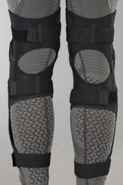 Ginocchiere Leatt EXT Bianco-Nero -Vendite LEATT 5594236b7daa00a8f20b4c2d20fb7b12a1eff14c 1 PIA 15681 2 04