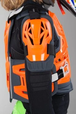 Pettorina Bambino Acerbis Gravity Arancio 13 Pettorina Bambino Acerbis Gravity Arancio -Vendite LEATT 56963de1771e623f9019dc0377d464767cbc12de 1 pia 134657 7 90