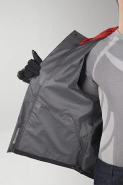 Giacca Antipioggia Macna Refuge Nero 27 Giacca Antipioggia Macna Refuge Nero -Vendite LEATT 61493a2867c3fc22642467fd3db39c357eaa39cb 1 095912 1 140