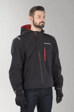 Giacca Antipioggia Macna Refuge Nero 21 Giacca Antipioggia Macna Refuge Nero -Vendite LEATT 65f993b952ac3d21729ad401305692fc9766353b 1 095912 1 80