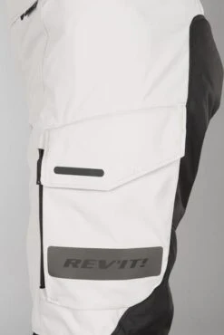 Pantaloni Rev'it! Offtrack Corti Nero-Argento -Vendite LEATT 6b52dd86e5a0f01ee508714ed3068537276aa637 1 PIA 44422 3 130