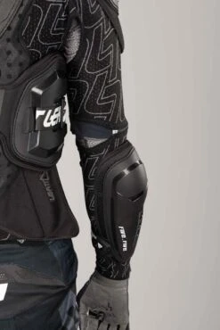 Giacca Protettiva Leatt 5.5 Nero -Vendite LEATT 6d8fb30394f2c1242c39e374cda2714529f56d3c 1 PIA 15624 1 150