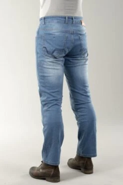 Pantaloni Moto Macna Revelin Corti Azzurri 14 Pantaloni Moto Macna Revelin Corti Azzurri -Vendite LEATT 6e37a981632c4586f5dd2dcd423ca20de9c45adc 1 PIA 98019 1 40