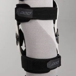 Ginocchiera Destra POD K4 2.0 Nera-Bianca -Vendite LEATT 7448e8fa283374d88d737d9f2e575e8c0e4d17b5 1 PIA 48346 8 100