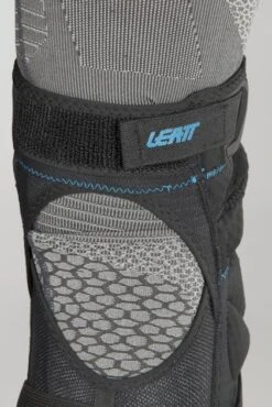 Ginocchiere Leatt 3DF Hybrid EXT Bianco-Nero -Vendite LEATT 787550f6f77f891d9bb9ea57b8e06aa156b8f0c5 1 PIA 15713 2 05