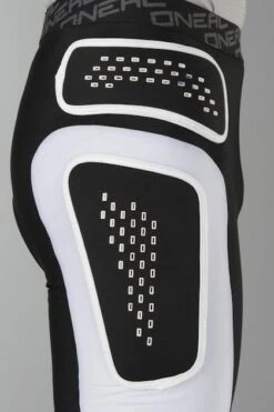 Pantaloncini Protettivi O'Neal Pro Nero-Bianco -Vendite LEATT 7b26ee01183fa0806d632381f5cb75dfb5032579 1 1286 004 gru182017 12