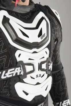 Giacca Protettiva Leatt 5.5 Bianca -Vendite LEATT 7b5067653bc365997404ab30fe5d3f60009efd98 1 PIA 15627 2 90