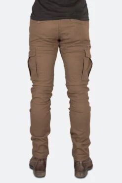 Pantaloni Cargo Moto Course Caféman Rinforzati In Aramide Tapered Fit Sabbia 8 Pantaloni Cargo Moto Course Caféman Rinforzati In Aramide Tapered Fit Sabbia -Vendite LEATT 7ec60ccf07894a59a39acb5e4ab9c404 2 PIA 120764 0 30