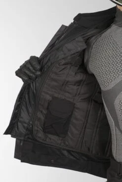 Giacca ON BOARD Stone 4 Seasons Nero-Grigio Chiaro 39 Giacca ON BOARD Stone 4 Seasons Nero-Grigio Chiaro -Vendite LEATT 8055bb806b96a5fdc6f5e929b8dab43d2dab1246 1 PIA 24972 1 210