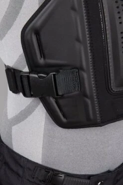 Pettorina EVS Revolution 4 14 Pettorina EVS Revolution 4 -Vendite LEATT 85a79e0ac3a9b82740889b9925a7379eed33e24a 1 412305 0309 1 70