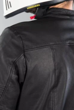 Giacca In Pelle SPIDI Garage Robust Nero -Vendite LEATT 86a69c73d30e125889a8e8630a0be06921e2eedc 1 P167 026 52 1 180