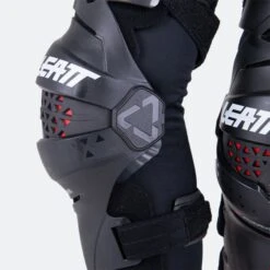 Ginocchiera Bambino Leatt Z-Frame Nera -Vendite LEATT 897b601d7f344679913fe69f9740dffd 1 PIA 111379 0 140