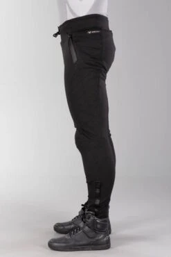 Pantaloni Moto Macna Niche Neri -Vendite LEATT 8c35aee5b41345616c58312b62e112531a5ab001 1 PIA 97507 1 30