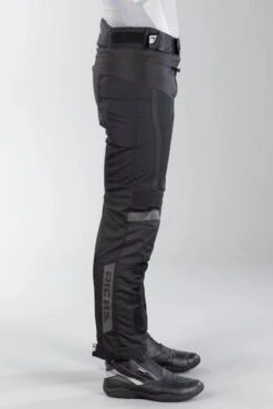 Pantaloni Richa Airvent Evo Corti Nero -Vendite LEATT 8ee2dbbd37ff10d34713279156657275d7ec0416 1 7AVES100100L 1 90