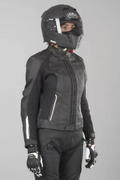 Giacca Donna Richa Nikki Nero-Bianco -Vendite LEATT 9326d18604ea04104639f7b8ada706c9de49607d 1 1NI1800180036 lip162018 09