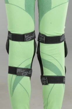 Ginocchiere Bambino O'Neal Pumpgun MX Carbon Look 8 Ginocchiere Bambino O'Neal Pumpgun MX Carbon Look -Vendite LEATT 9aef7d9b8606ffb0f293a0948a8d0437c4d39ca2 1 0256 207 sty022018 3