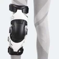 Ginocchiere POD K4 2.0 Bianco-Nero 10 Ginocchiere POD K4 2.0 Bianco-Nero -Vendite LEATT 9e658b57fe8b1a260554d3f1814eb21294ee7b91 1 PIA 48346 8 50