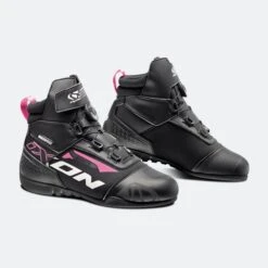 Scarpe Moto Donna Ixon Ranker WP Nero-Bianco-Fucsia