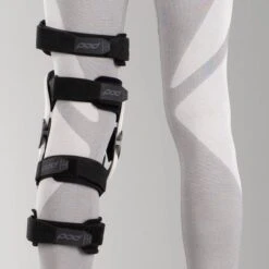 Ginocchiera Sinistra POD K4 2.0 Bianca -Vendite LEATT a109fa8e6028393118a64707812ad69e4e38a9c8 1 PIA 48343 8 30