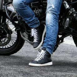 Scarpe Moto Stylmartin Core WP Nero-Bianco -Vendite LEATT a8645a1c42ced3687396b06b30345b36246e018a 2 PIA 158620 0 40