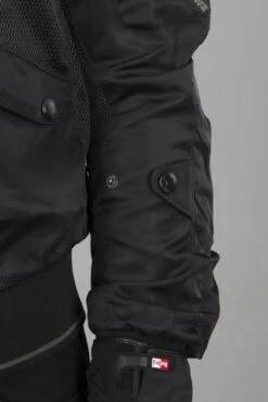 Giacca Macna Batiq Air Nera -Vendite LEATT aa0b96083a4e14bd549266b6f35d0aea5108e766 1 100883 mar092018 12