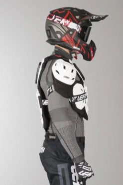 Pettorina Leatt 5.5 Bianca 11 Pettorina Leatt 5.5 Bianca -Vendite LEATT aab7691ccb0ece721de9e07769e47eaf9696d673 1 PIA 16914 2 40