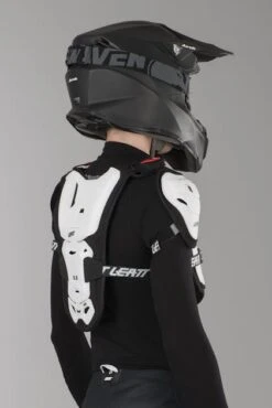 Pettorina Bambino Leatt 5.5 Pro HD Nero-Bianco -Vendite LEATT ab6c752ae8a2c545b7c0f132e836ab4508369beb 1 PIA 16988 1 60