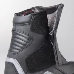 Stivali Moto Course Comfortour Neri 31 Stivali Moto Course Comfortour Neri -Vendite LEATT adbd940a69eba5153c40083a0270823767dc01b7 2 PIA 41168 0 190