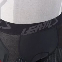 Pantaloncini Protettivi Leatt 3DF 4.0 19 Pantaloncini Protettivi Leatt 3DF 4.0 -Vendite LEATT b20aafe475e436e2d3e99d6f20e7b8a0646358ce 1 PIA 15614 1 90