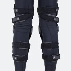 Ginocchiera Bambino Leatt Z-Frame Nera -Vendite LEATT c4cf7416e5d74a0cb1554ae058284c3b 1 PIA 111379 0 120