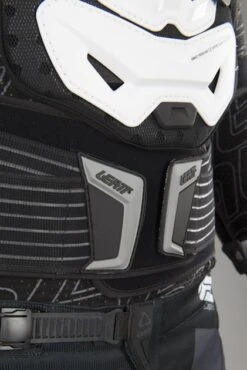 Giacca Protettiva Leatt 5.5 Bianca -Vendite LEATT c85def87e83fa1f25413030fb437aac3cfc0647e 1 PIA 15627 2 130